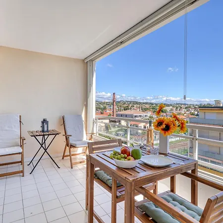 Port Azur Sea View - Happy