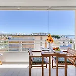 Sea View With Swimming Pool - Happy Apartment
