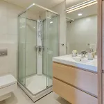 Sea View With Swimming Pool - Happy Apartment