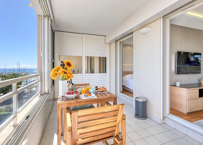 Apartment Port Azur Sea View - Happy Golfe-Juan