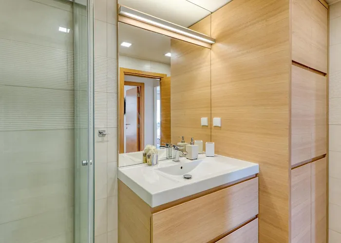 Port Azur Sea View - Happy Apartment *