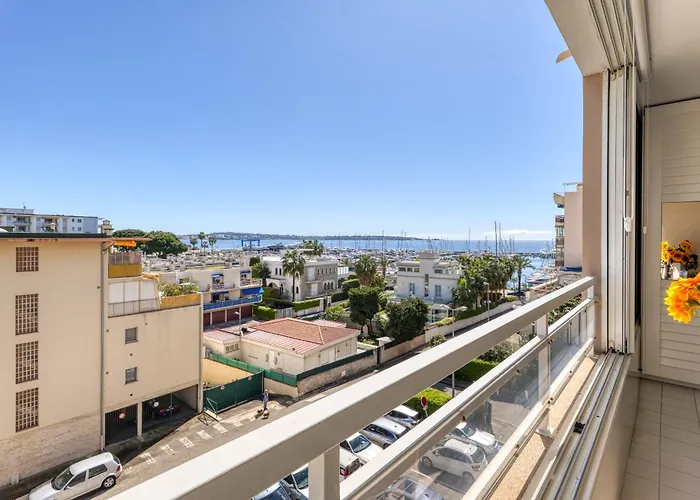 Port Azur Sea View - Happy Apartment *