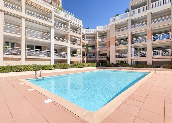 Apartment Port Azur Sea View - Happy *